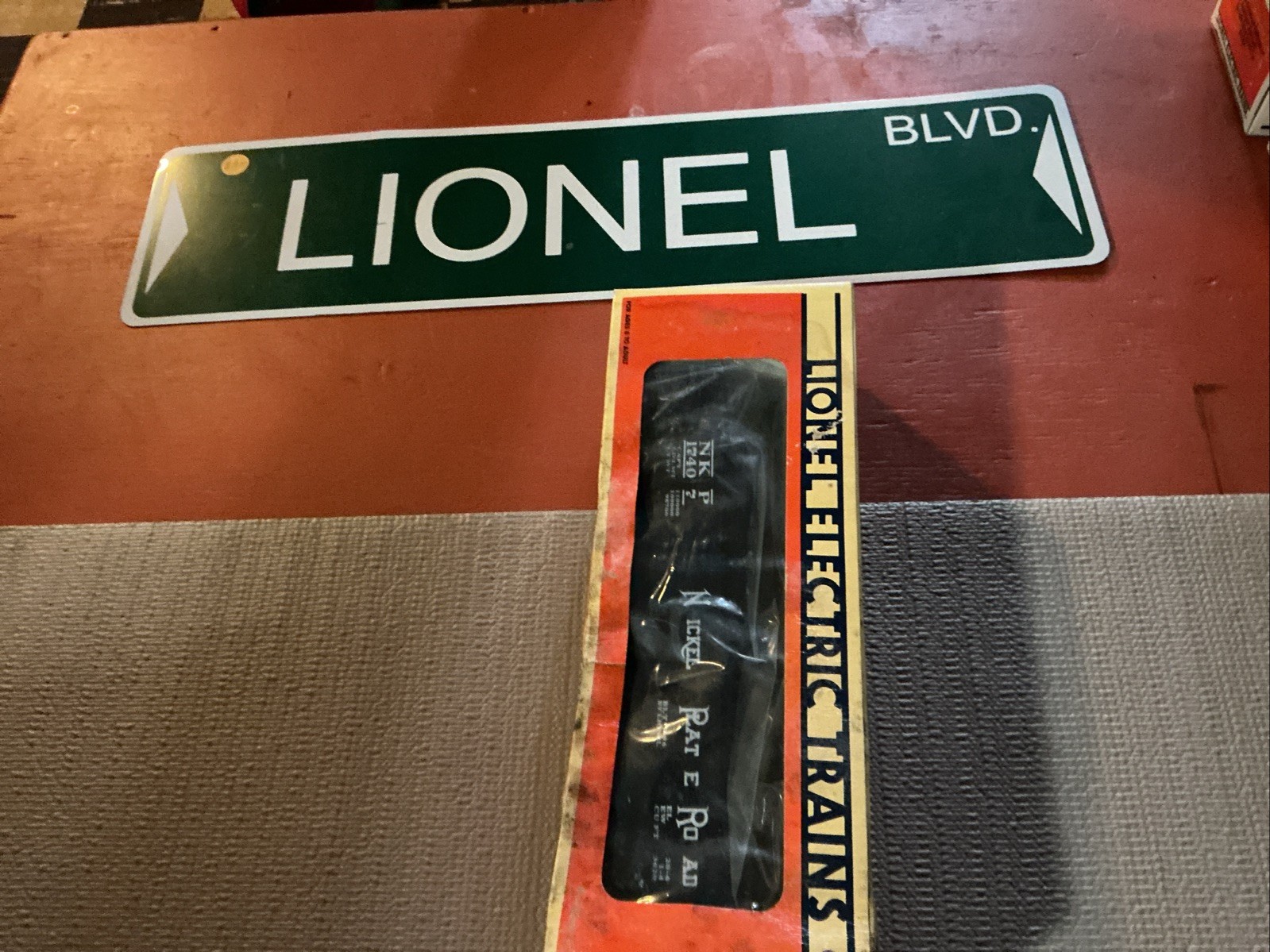 Click here to see eBay Auction