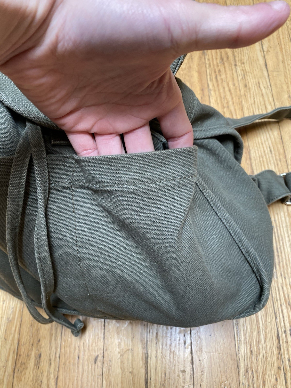 Baggu Green Canvas Drawstring Backpack - image 7