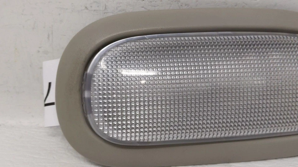 Dodge Caliber 2007 domo de lectura superior mapa luz lámpara R0z66 Foto 2 de 4