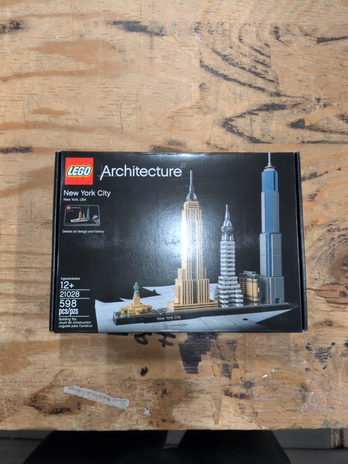 LEGO Architecture 21028 New York City **NEW & FACTORY SEALED**