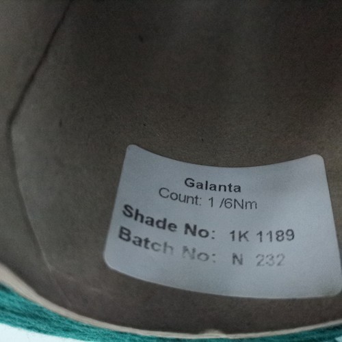 2ply GALANTA Knitting Cashmere Silk Merino Wool Cone Green - 505g (0911-E) - Picture 3 of 4