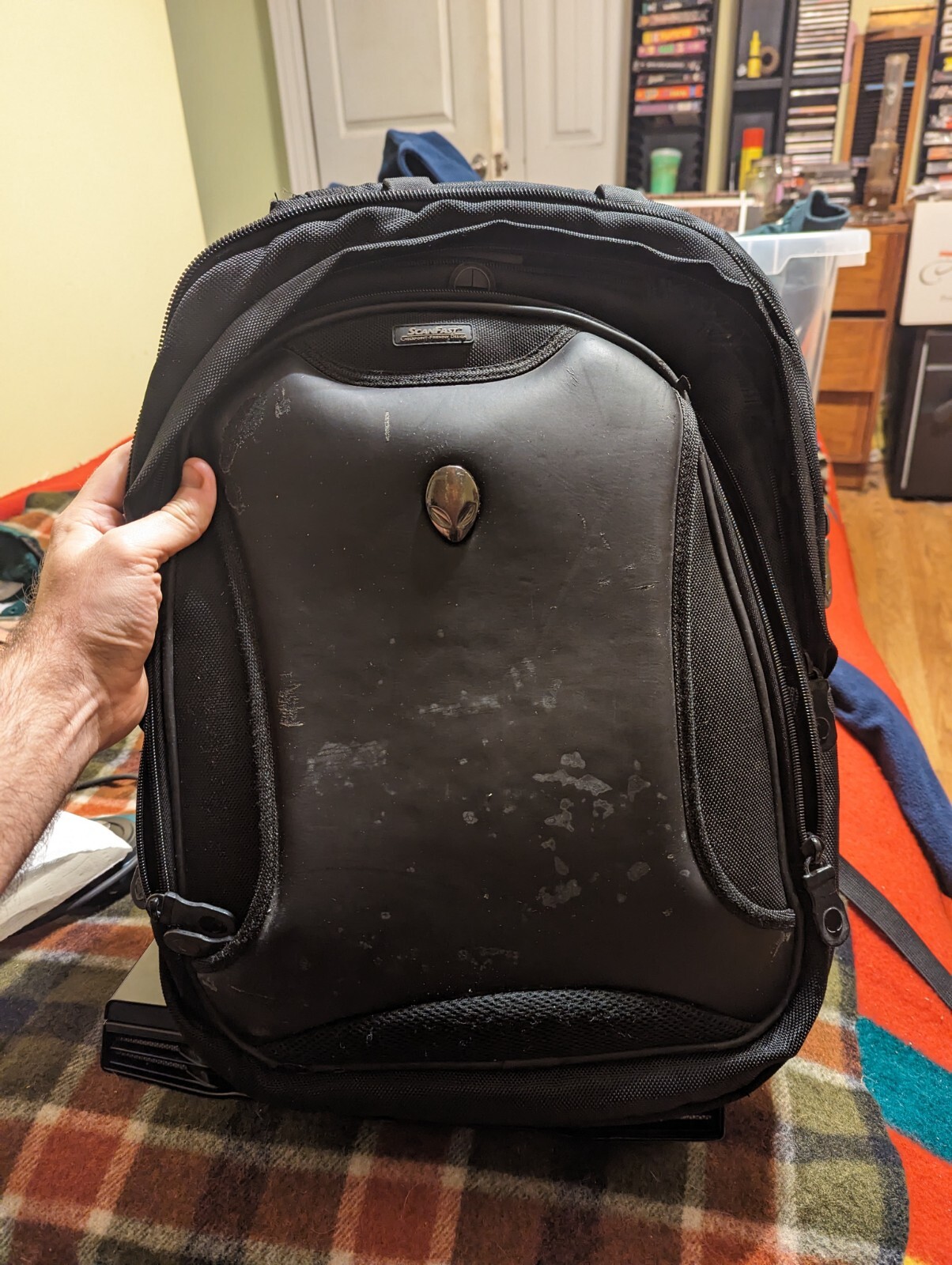 Mobile Edge Alienware Orion M17x ScanFast TSA Checkpoint Friendly Black Laptop 