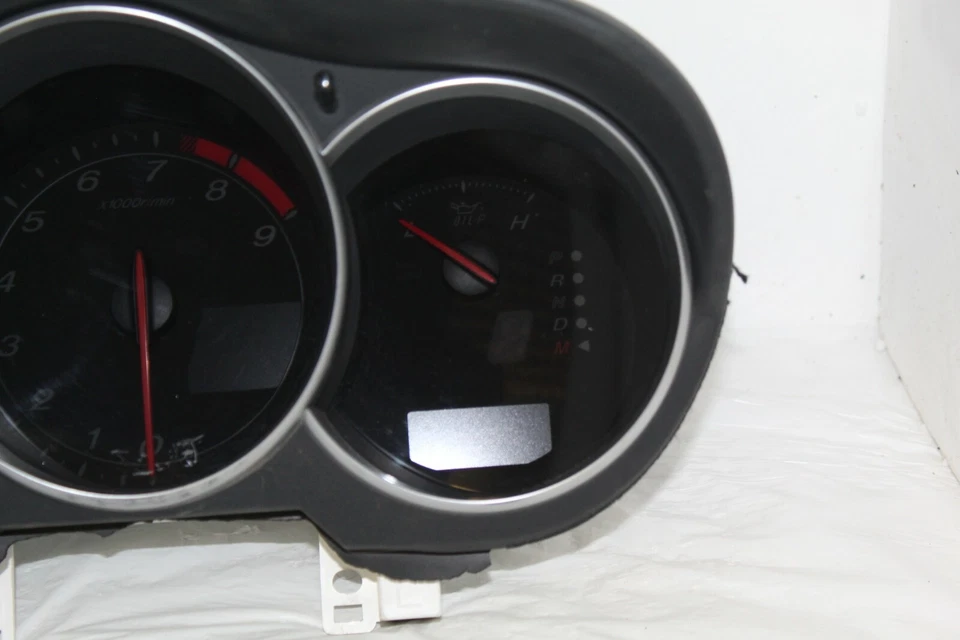 Cuadro de instrumentos velocímetro panel indicadores04 Mazda RX8 95.242 millas Foto 3 de 4