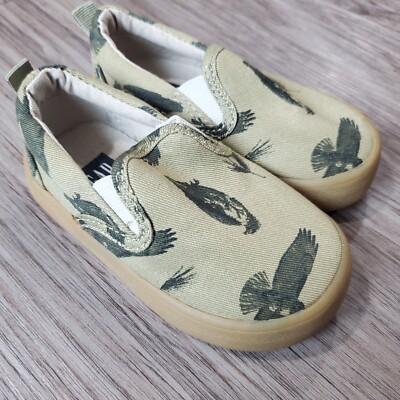 Gap Toddler Shoes Size 5 Baby Canvas Green Birds of Prey Hawk Eagle Print