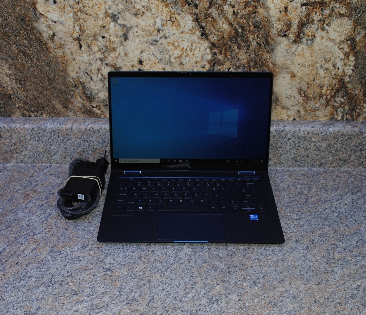 HP Elite Dragonfly G2 - Windows 10, 256GB SSD, 16GB Ram HP Elite Dragonfly G2 - Windows 10, 256GB SSD, 16GB Ram