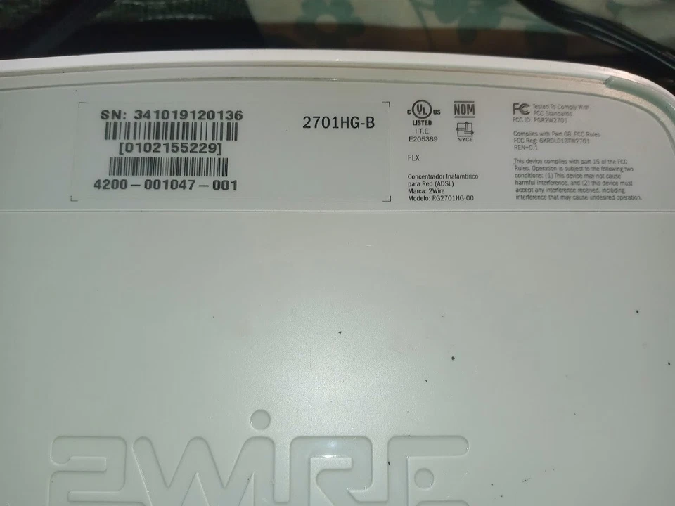 AT&T 2Wire 2701HG-B DSL Wireless Modem Router W/Power Supply FREE SHIPPING - Image 4 of 4
