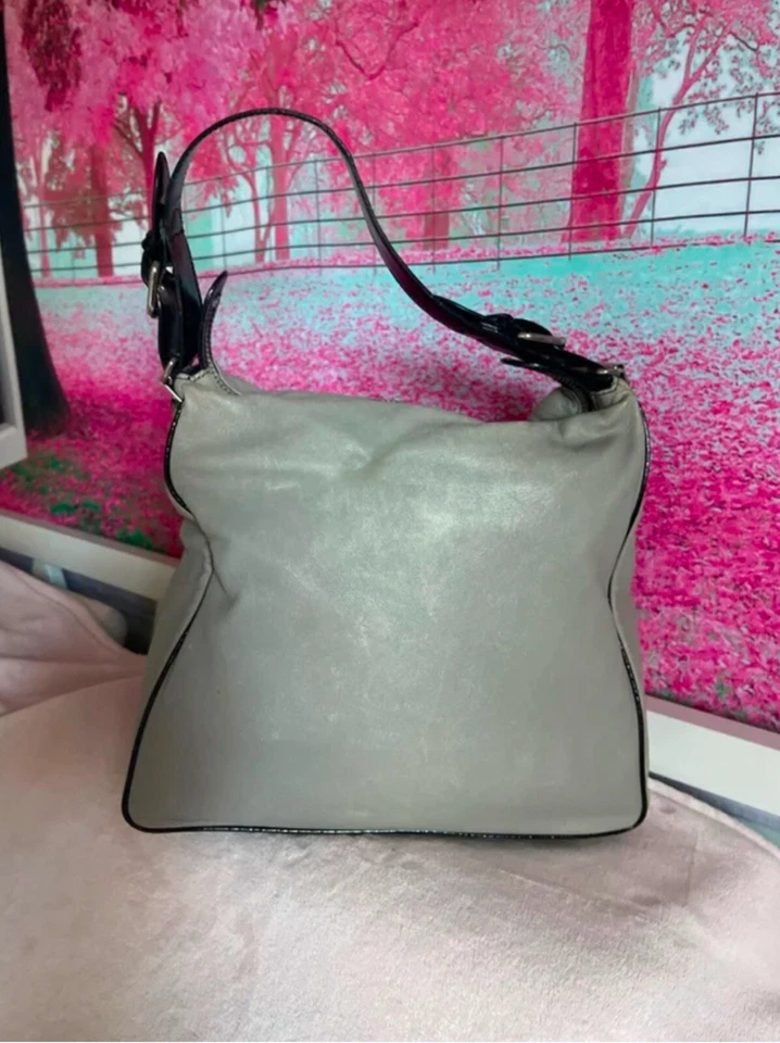 CYNTHIA ROWLEY VTG GRAY /black Leather Shoulder Bag Light Big And Comfy - Image 2 of 4