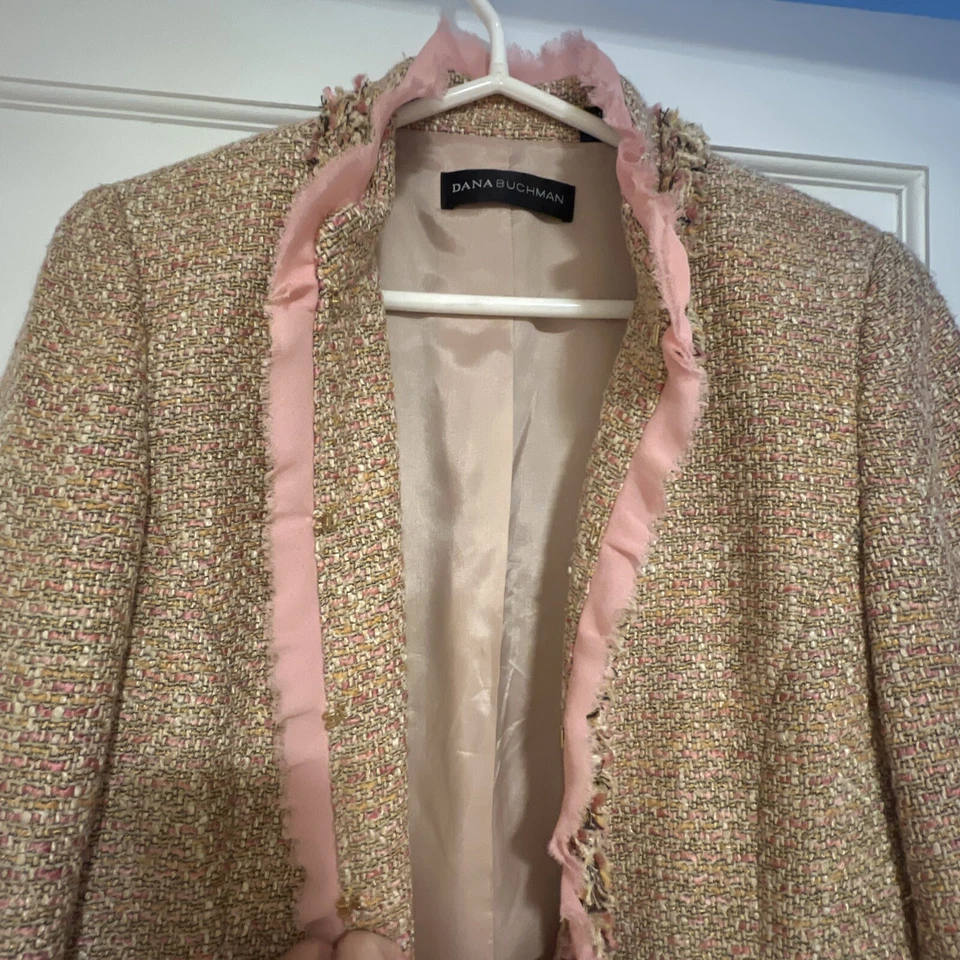 Chaqueta Dana Buchman Beige, Naranja y Rosa, Talla 8 En Excelente Estado Foto 3 de 4