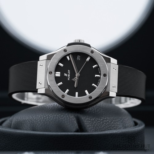 Hublot Classic Fusion 581.NX.1470.RX 33 mm Black Dial