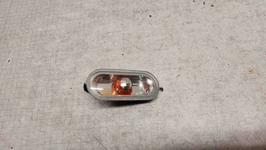 VW TRANSPORTER V T5 Furgon Kotflügelblinker vorne rechts 7H0949117A 32563412