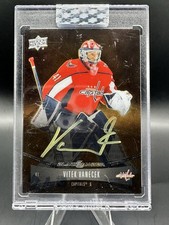 Vitek Vanecek 2021-22 Upper Deck Clear Cut Black Amber Auto #BA-VV Capitals