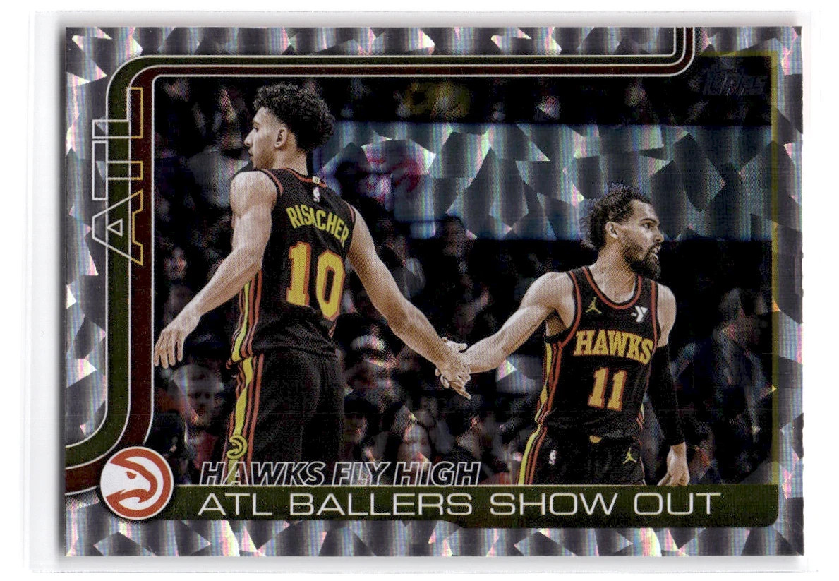 2025-26 Topps Basketball Trae Young #282 Crackleboard Hawks