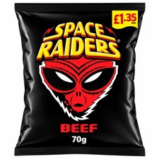 SPACE RAIDERS BEEF CRISPS SNACKS £1.35 BAG 70g -  FULL BOX OF 20 PACKS