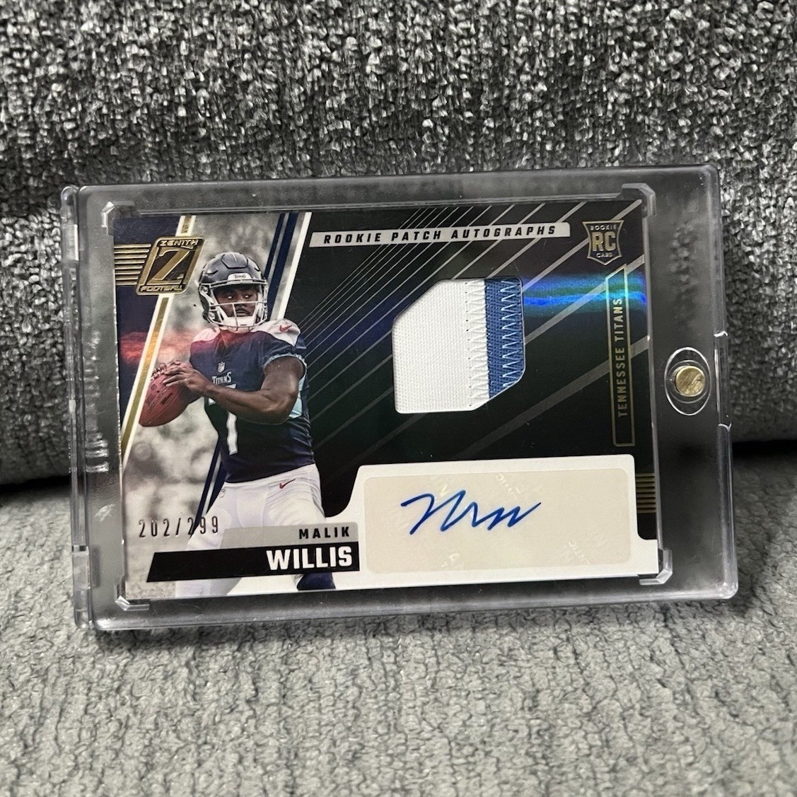 2022 Panini Zenith Malik Willis Rookie Patch Autograph /299 Dolphins🐬