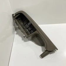 96-00 Honda Civic Interior Door Pull Handle Trim Front Left 83592-S04-9500 OEM