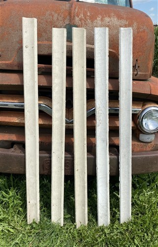 6 Wood Trim Pieces, Architectural Salvage, Reclaimed Vintage Crown Molding A44