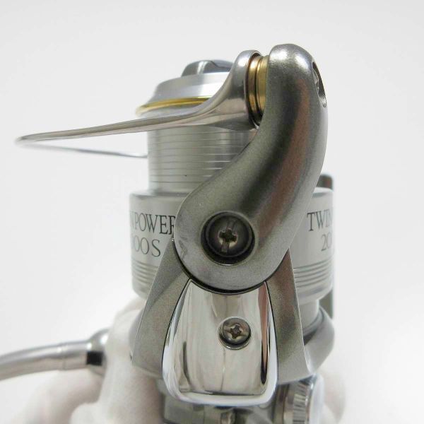 Shimano 05 Twin Power 2000S Right Spinning Reel Fishing