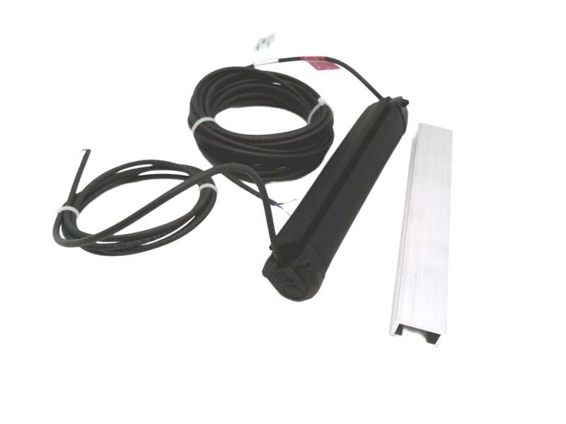 OMRON SGE-225-0-0170 05000C-00700C / SGE2250017005000C00700C (NEW IN BOX)