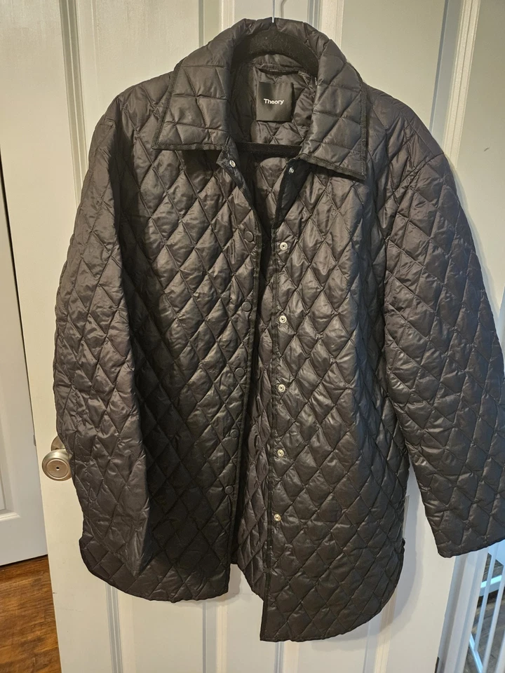 Theory Womens Quilted Large Packable Puffer Jacket In Black - Image 4 of 4
