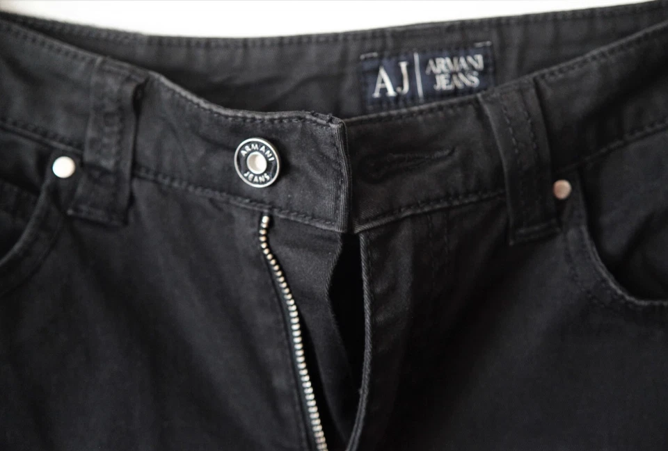 Pantalon femme noir marque ARMANI Jeans - Photo 3/4