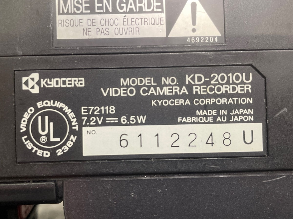 Vintage KYOCERA KD-2010 Finemovie 8 Video Camera w/Accessories