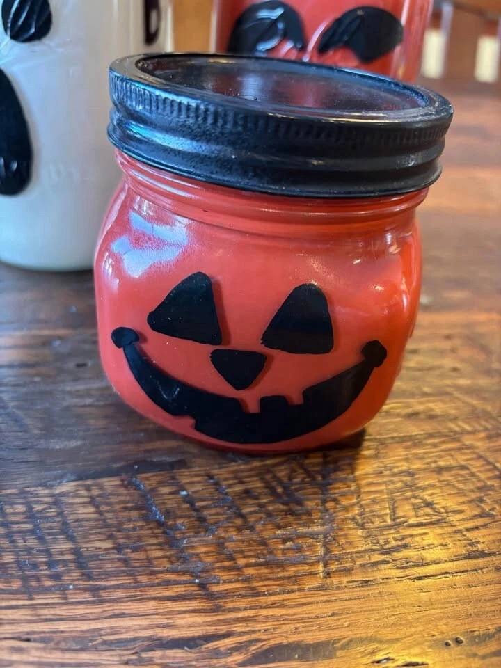2 Pumpkins & 1 Ghost Painted Ball Jars - Image 4 of 4