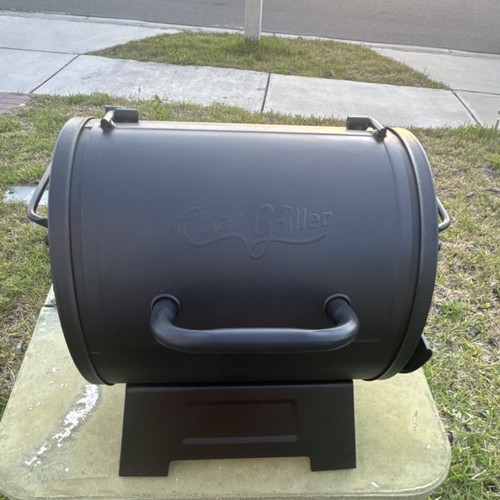 Char-Griller Barrel Charcoal Grill Model 92424 Portable w/ Accessories
