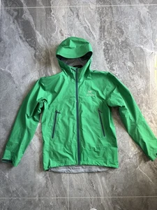Arc'teryx Beta Man Jacket - Size L- Color Jungle