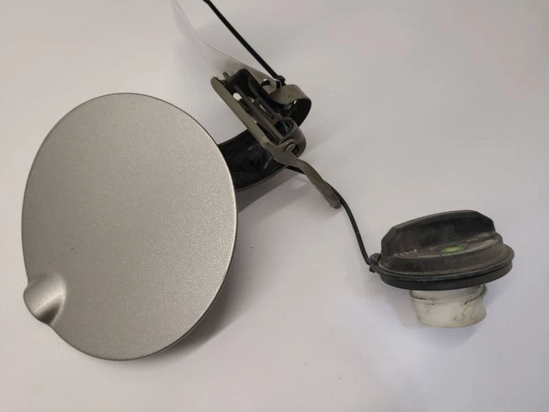 Ford Edge 2008 08 puerta de llenado de combustible plateada Foto 2 de 4