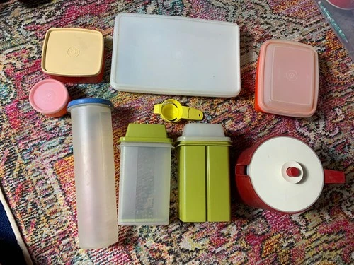 Tupperware Pickle Keeper Container 1330-5 Noodle Container Pitcher Lot Sandwich