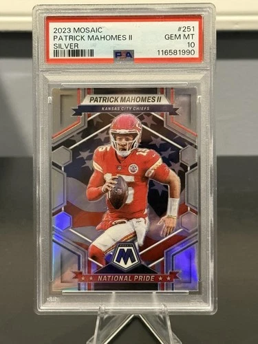 2023 PANINI MOSAIC SILVER PRIZM #251 PATRICK MAHOMES II PSA 10