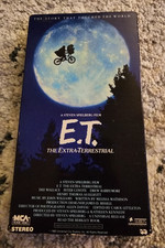 E.T. ET The Extra-Terrestrial Steven Spielberg 1982 Green and Black VHS Rare