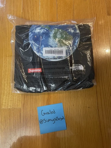 Tee shirt Supreme x The North Face TNF One World SS20 noir taille M