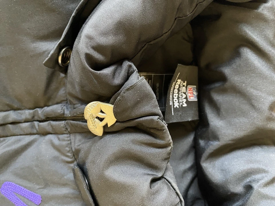 Chaqueta acolchada Reebok para mujer Vikings NFL chaleco convertible con mangas con cremallera XL Foto 3 de 4