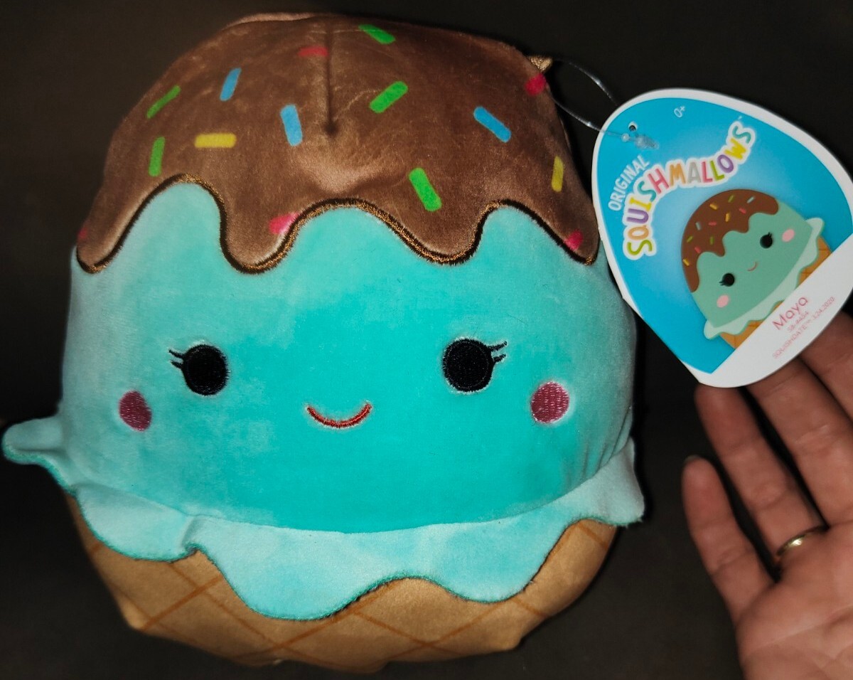 squishmallows-maya-desserts-toymaster-soft-toy-sqjw21-7-5dis-for