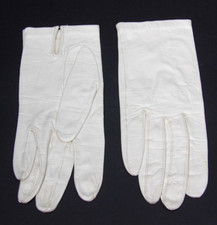 Vintage Women's Size 7 White Leather Dress Gloves, Elegant, Classic