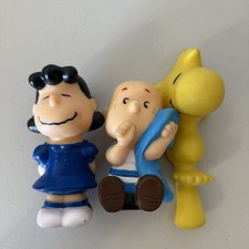 3 Vintage Peanuts Figure Vinyl Squeak Toy Charlie Brown Lucy Linus Woodstock
