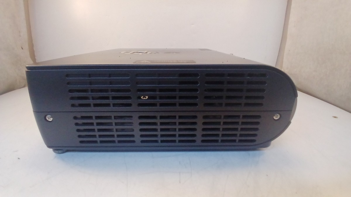 Toshiba TDP-T45 - DLP Projector 325 Lamp HRS w Manual & Bag
