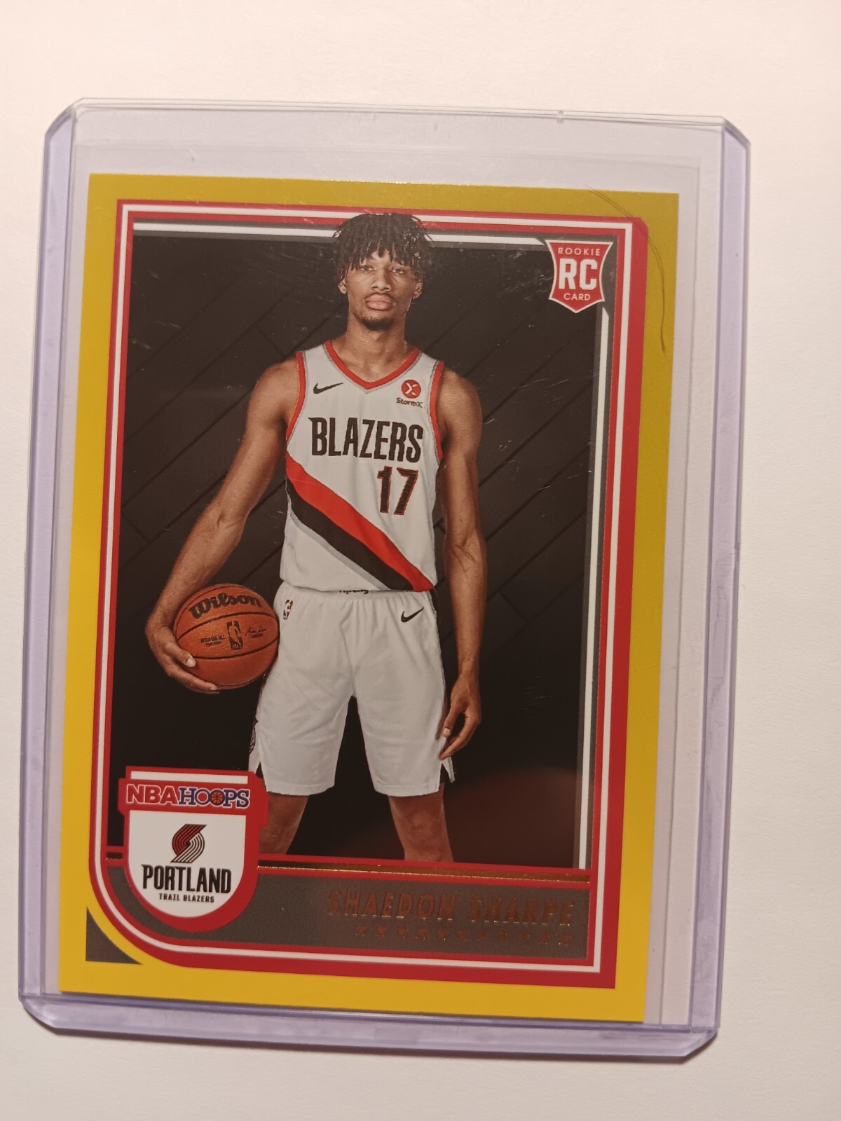 2022-2023 Panini NBA Hoops Yellow Flood Shaedon Sharpe #237 Rookie Card RC