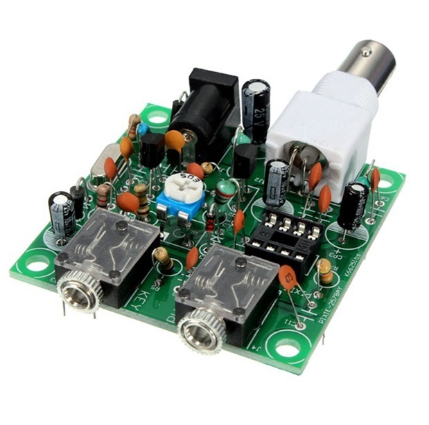 DIY 7.023-7.026MHz Ham Radio 40M CW Shortwave QRP Pixie Transmitter Receiver DIY 7.023-7.026MHz Ham Radio 40M CW Shortwave QRP Pixie Transmitter Receiver