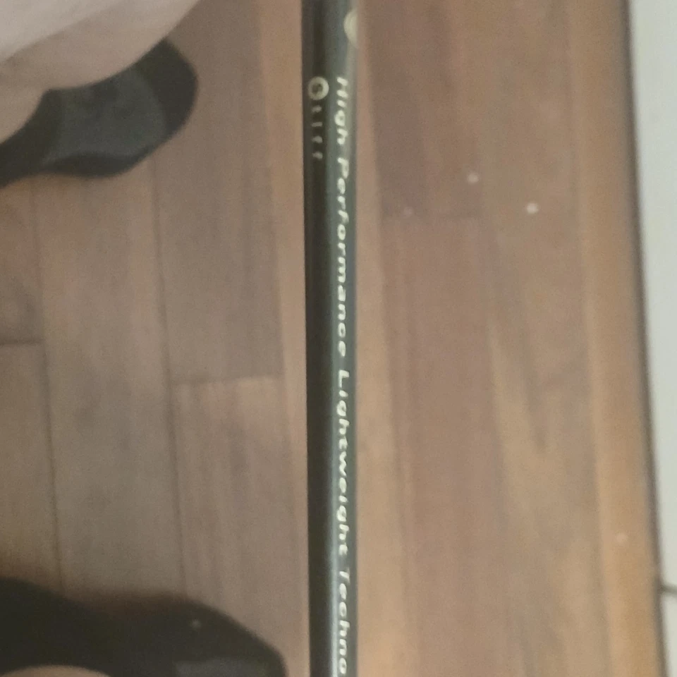 Cobra Golf 8 Iron Graphite Shaft Gravity Back Stiff RH - Image 3 of 4