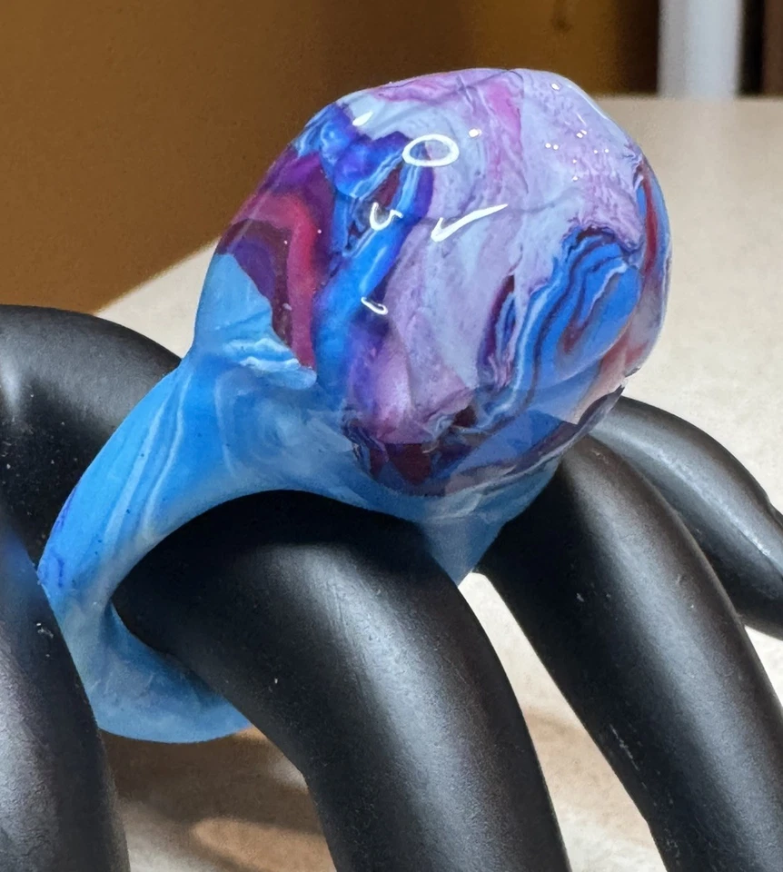 Anillo planeta grueso artesanal de arcilla polimérica resina joyería cuentas magenta Jason Steig JS Foto 3 de 4