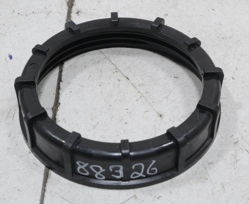 VW Polo 9N Bj 2002 Montage Ring Befestigung Kraftstoffpumpe Tank #88326-E99