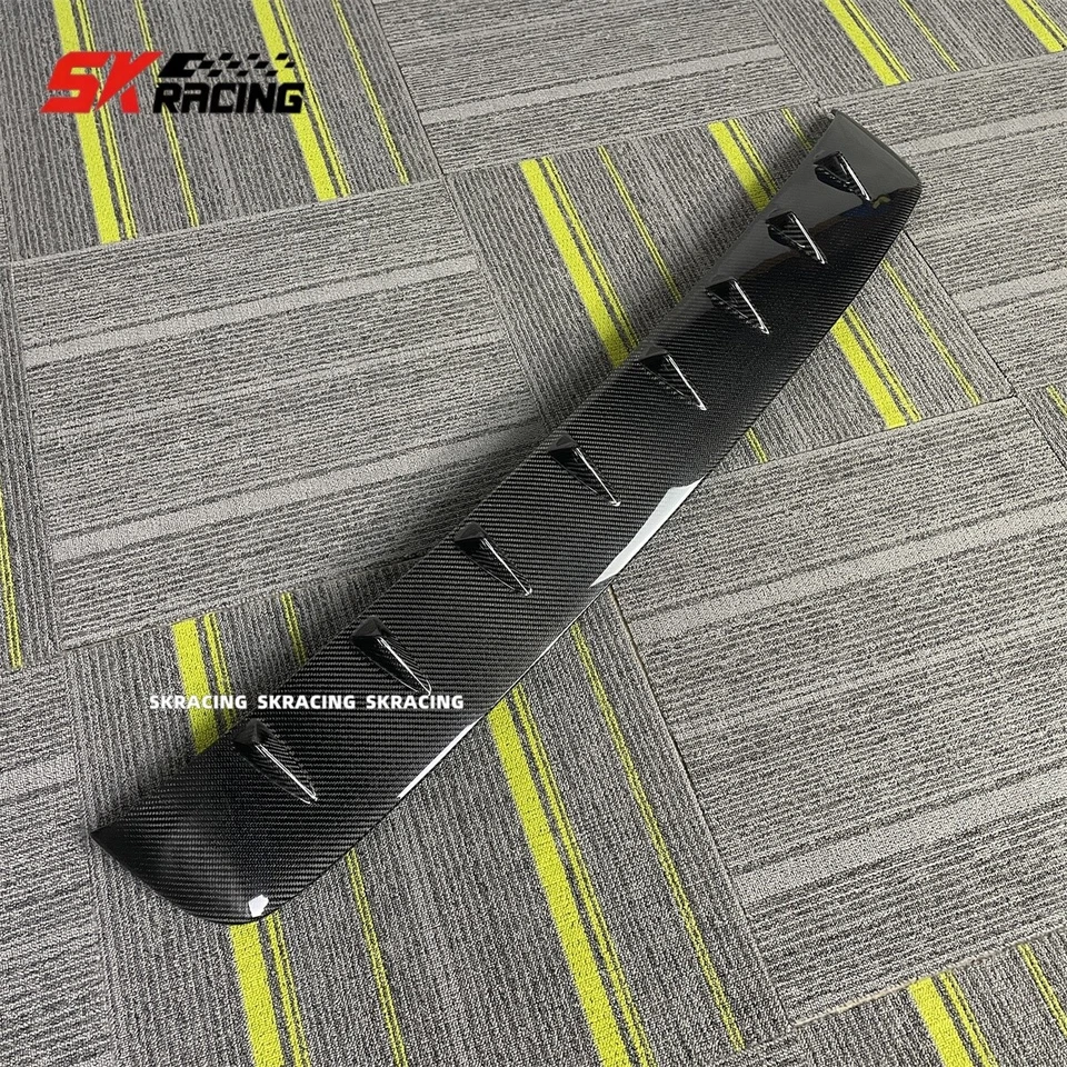 Alerón de techo trasero de fibra de carbono real para Porsche Panamera 971 2017-2023 Foto 3 de 4