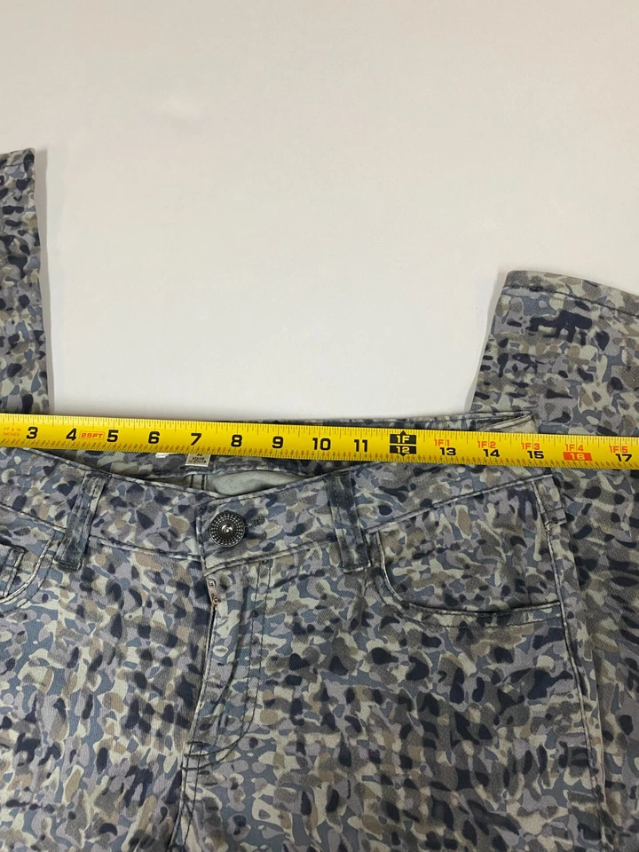 Cabi Jeans 4 gray Womens skinny camo stretch mulitcolor - Image 4 of 4