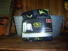ATHLETIC WORKS BOYS CAMO THERMAL SHIRT AND PANT SET SIZE MEDIUM 8 LONG SLEEVE