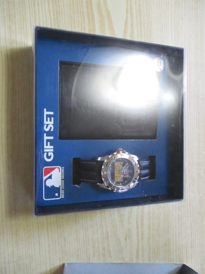 MLB Men's Black Watch & Leather Wallet Set Game Time 1997-2011 PIRATES Logo NEW - Image 3 of 4