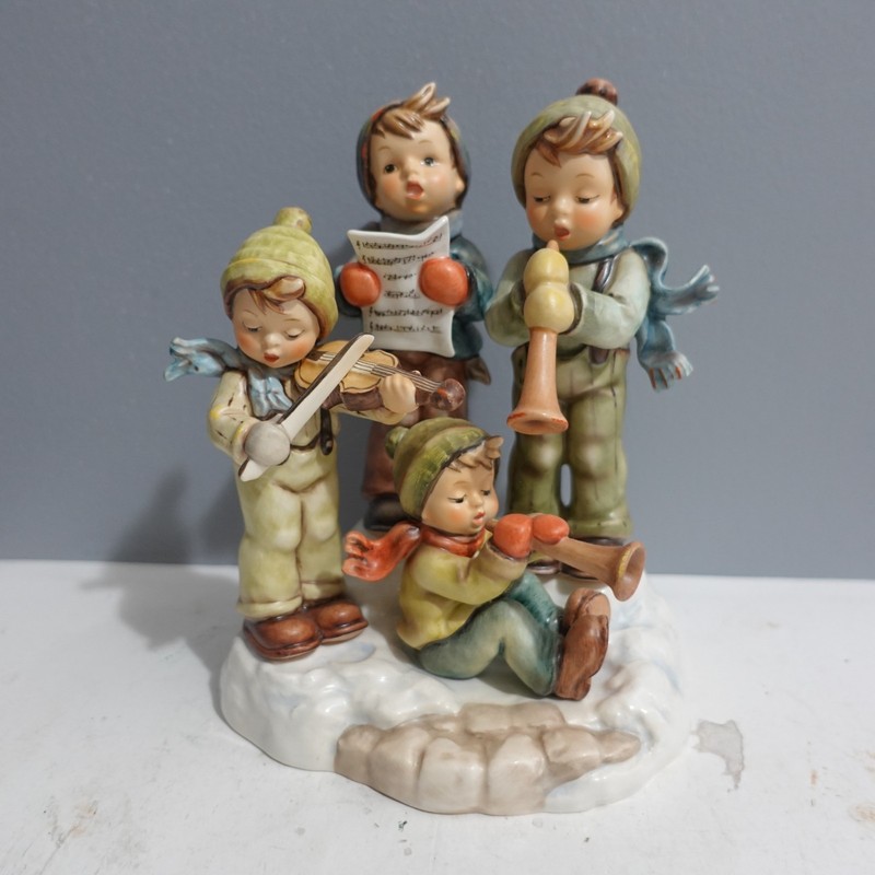 Goebel Hummel Figurine #668 "Strike Up The Band" TMK-7 In Original Box