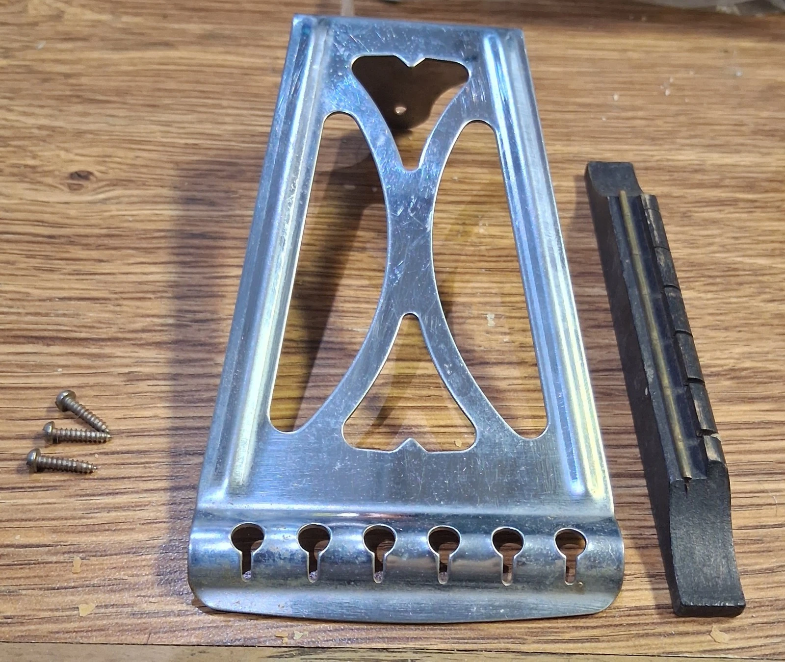 Picture 1 of 3