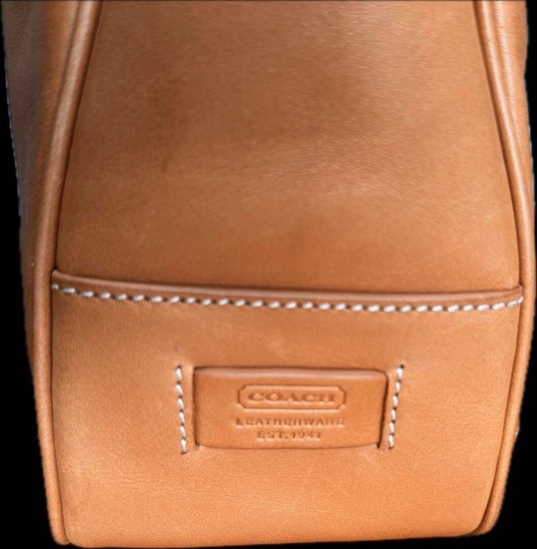 COACH ホワイトレザー バッグ Vintage Coach 7787 Tote Bags Brown Leather elegant simple